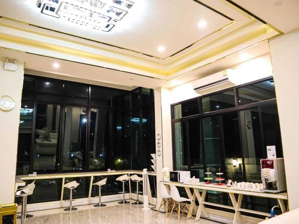 Aiyara Riverine Hotel, Nakhon Phanom Zewnętrze zdjęcie